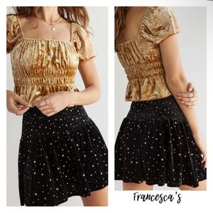 New Francesca's Lousie Velvet Emma Blouse